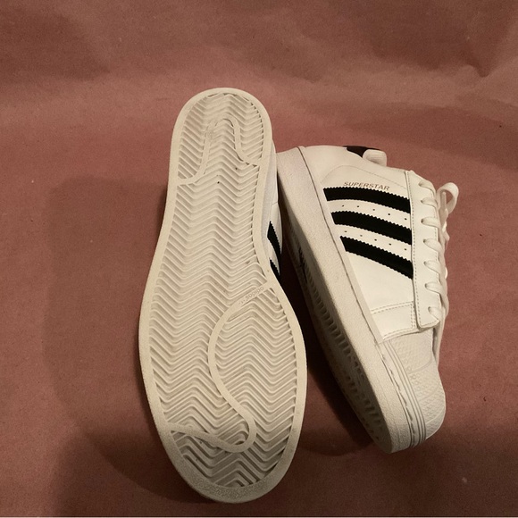 Men’s Adidas Superstar Athletic Shoes Size 9M Leather White - Picture 4 of 9